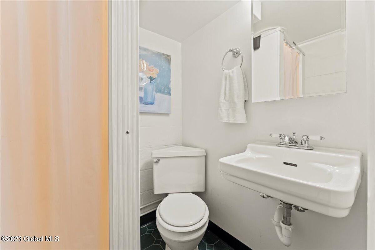 181 Ridgefield Street Albany, NY 12208 - Photo 27 of 27 27-DOD01822