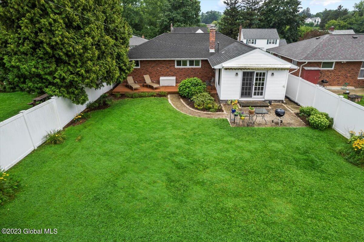 181 Ridgefield Street Albany, NY 12208 - Photo 5 of 27 06-DJI_0918