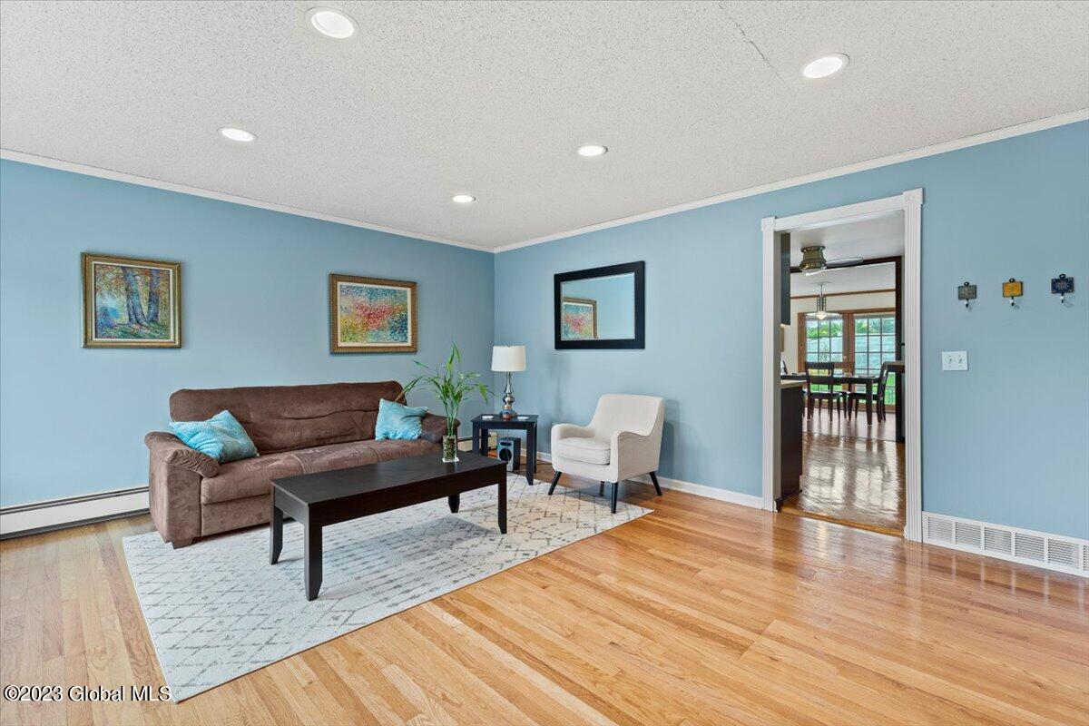 181 Ridgefield Street Albany, NY 12208 - Photo 9 of 27 09-DOD01768