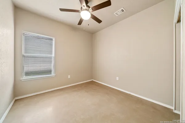 $1,395 | 1534 Lahn Road, New Braunfels, TX 78130