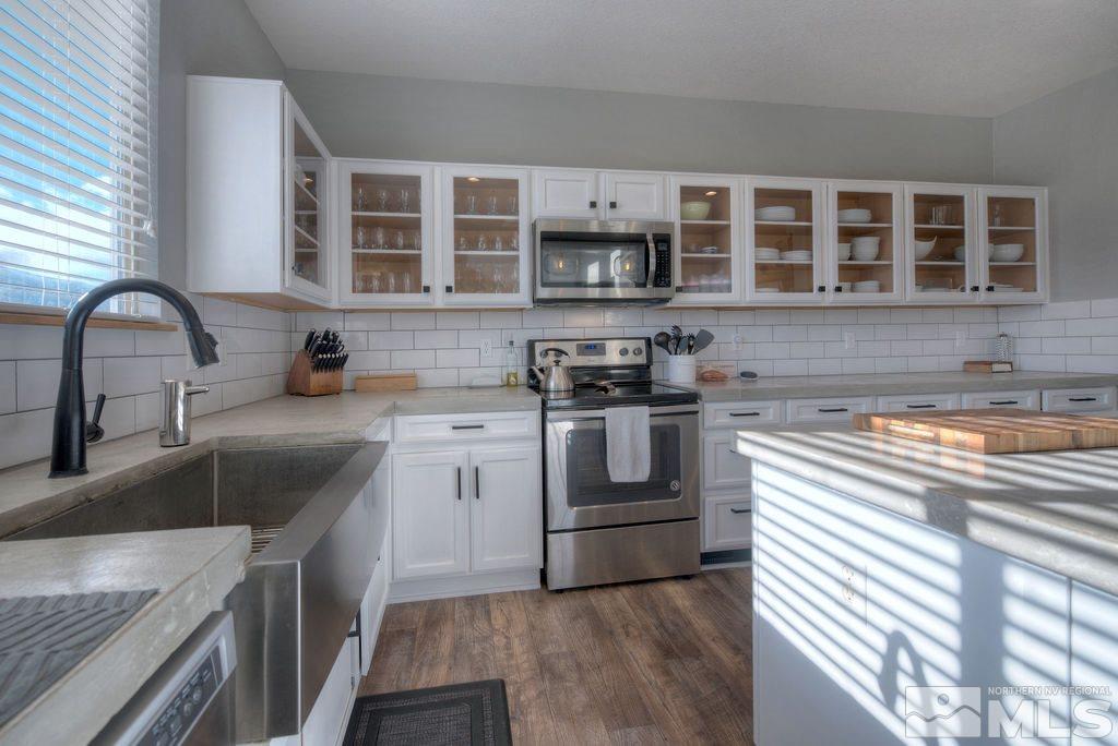 9260 Rising Moon Drive Reno, NV 89506 - Photo 3 of 25 Photo 3