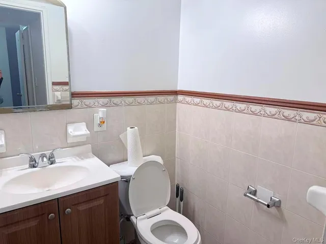 $2,300 | 41-07 Bowne Street, Unit 1 | Downtown Flushing