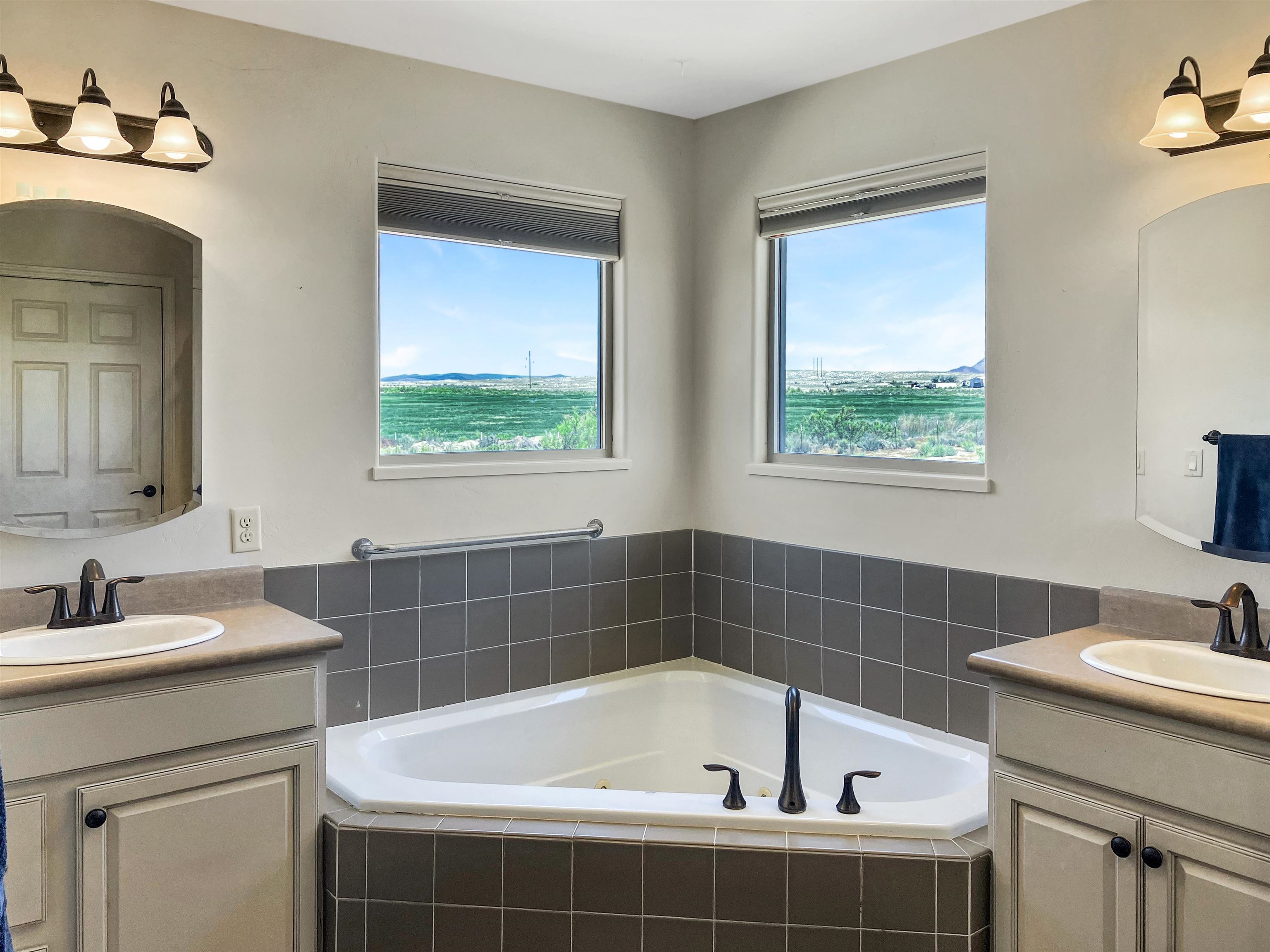 1665 17 Road Loma, CO 81524 - Photo 18 of 41