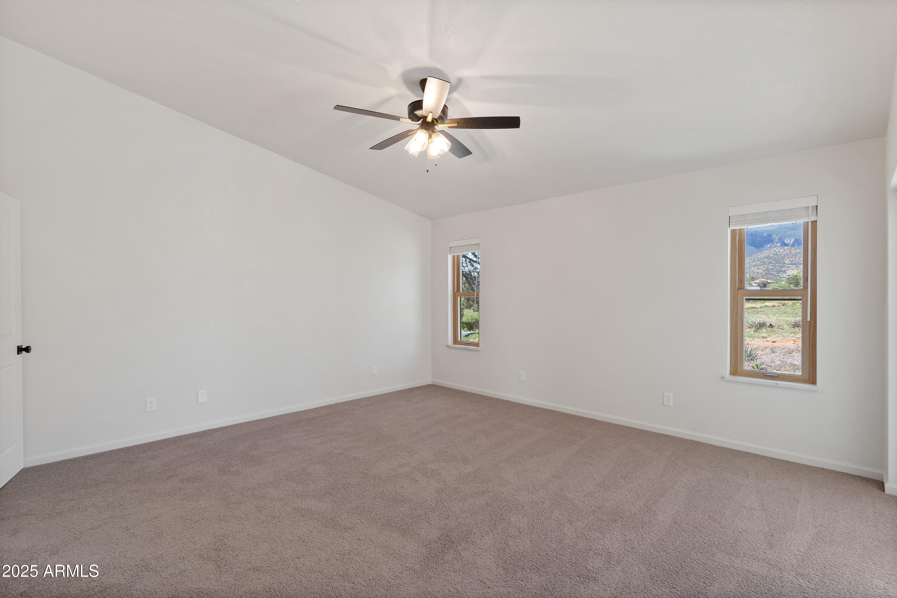 5027 South Whitewing Road Sierra Vista, AZ 85650 - Photo 27 of 68 Master Bedroom