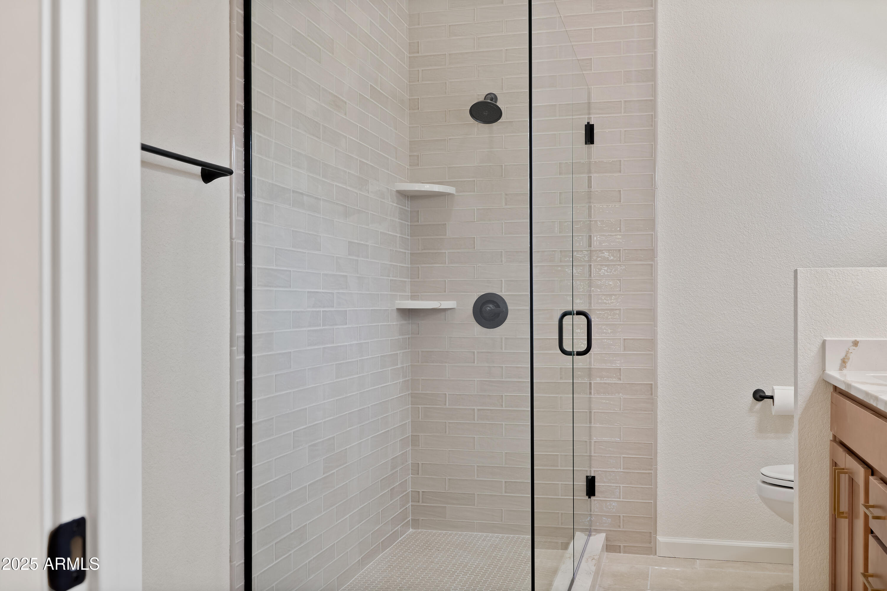 5027 South Whitewing Road Sierra Vista, AZ 85650 - Photo 33 of 68 Beautiful Tiles