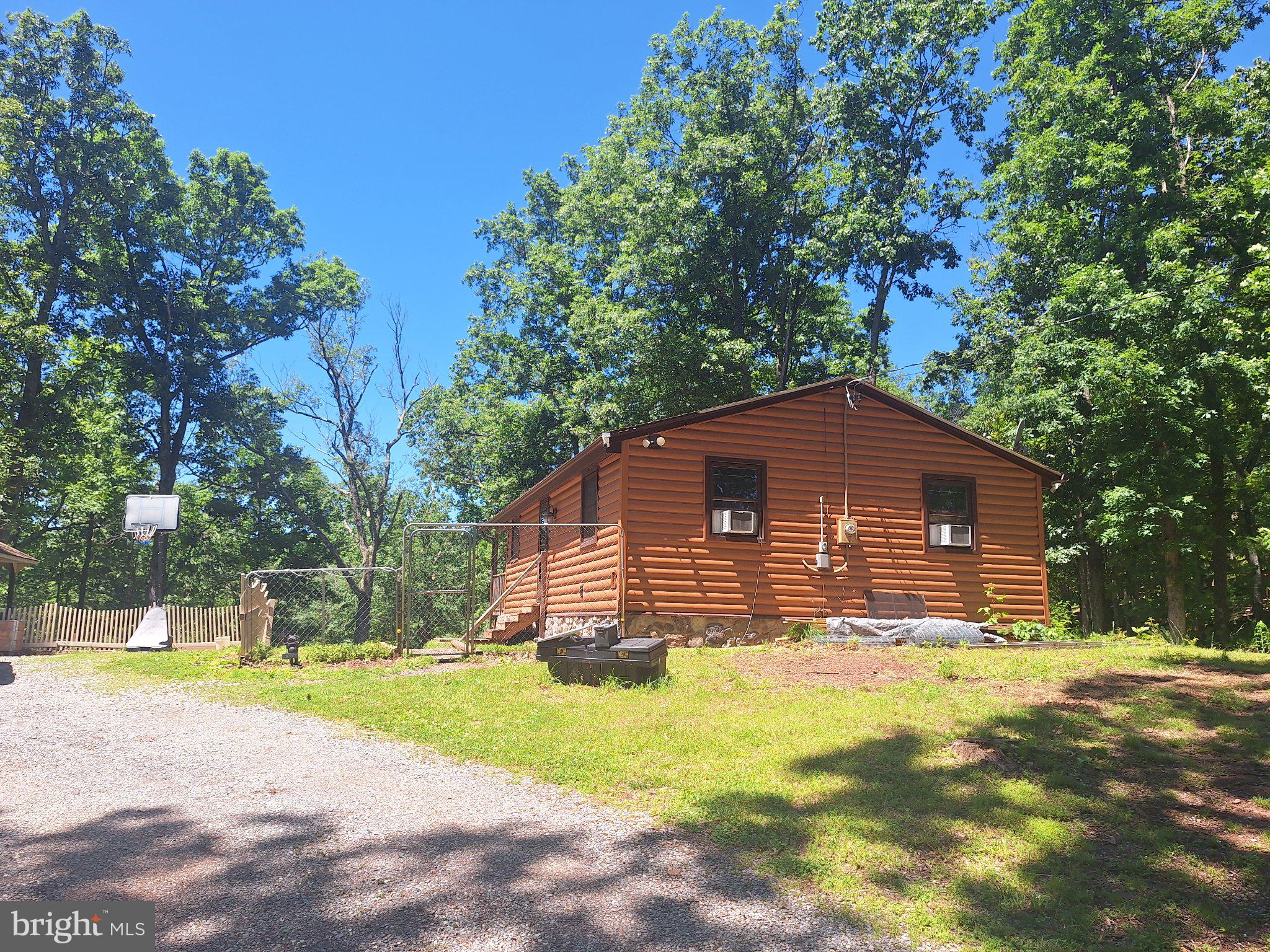 71 Trapper Ridge Lane Hedgesville, WV 25427 - Photo 3 of 36