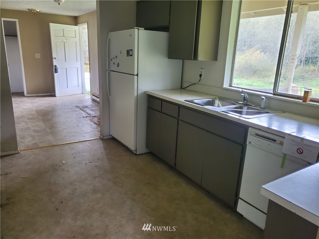 380 Cain Lake Road Sedro-Woolley, WA 98284 - Photo 2 of 20 Gallery Image 2
