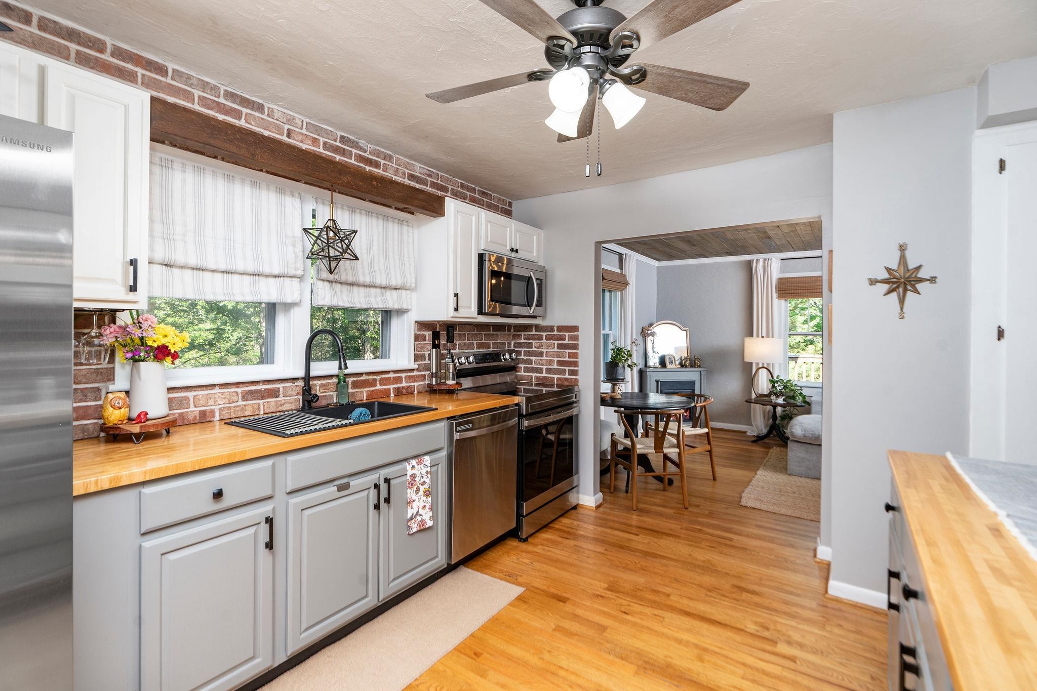 378 Forest Grove Road Lexington, VA 24450 - Photo 15 of 56 Gallery Image 15