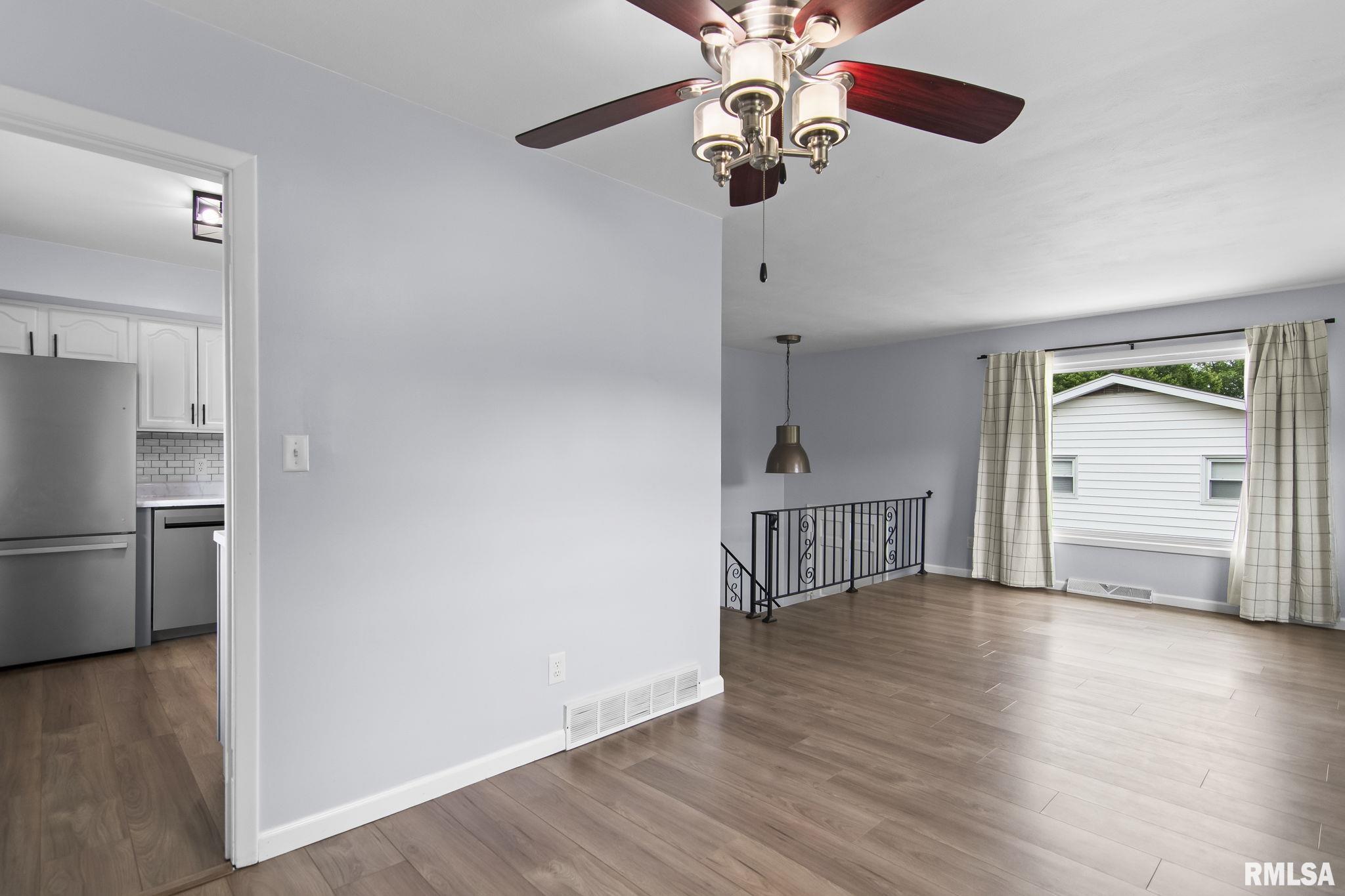 108 Collier Drive Springfield, IL 62704 - Photo 7 of 47