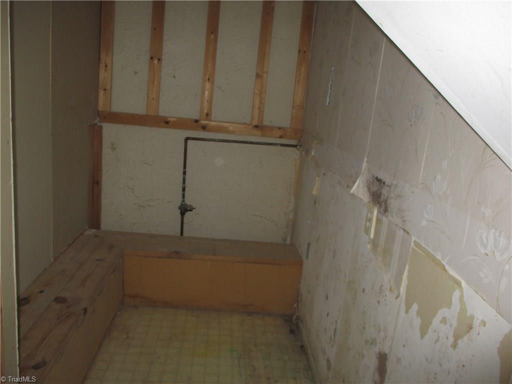 204 Cameron Road Lexington, NC 27295 - Photo 14 of 50 Gallery Image 14