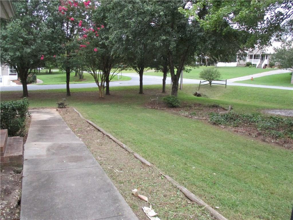 204 Cameron Road Lexington, NC 27295 - Photo 3 of 50 Gallery Image 3