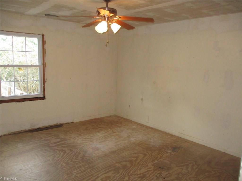 204 Cameron Road Lexington, NC 27295 - Photo 31 of 50 Gallery Image 31