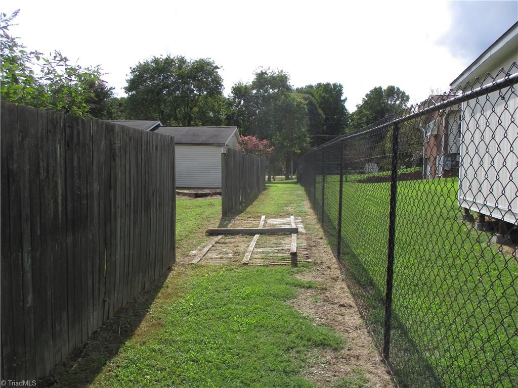 204 Cameron Road Lexington, NC 27295 - Photo 46 of 50 Gallery Image 46