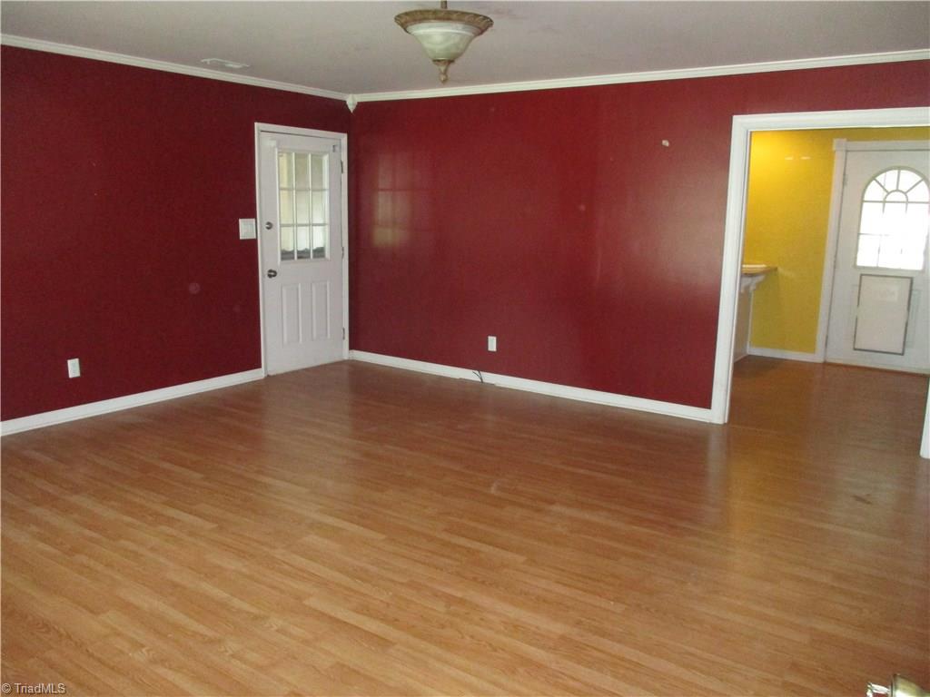 204 Cameron Road Lexington, NC 27295 - Photo 6 of 50 Gallery Image 6