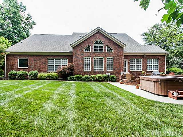 4427 Augusta Ridge Court, Unit 163 Denver, NC 28037 - Photo 2 of 16 Gallery Image 2