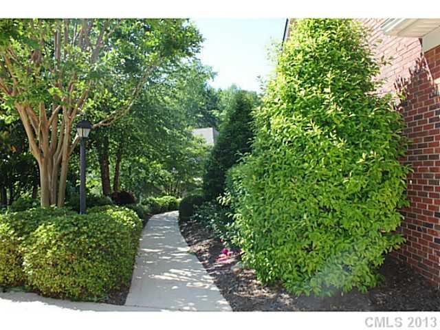 4427 Augusta Ridge Court, Unit 163 Denver, NC 28037 - Photo 13 of 16 Gallery Image 13