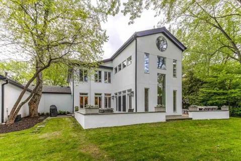 $2,149,000 | 790 West Deerpath Road, Lake Forest, IL 60045