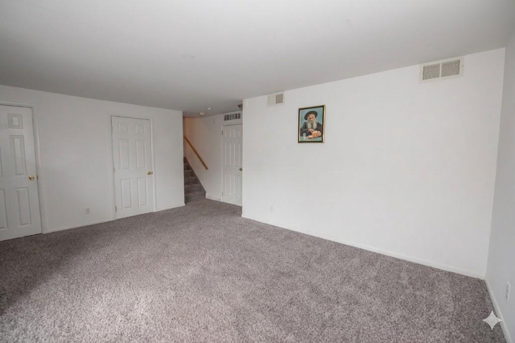 1180 Ballytore Road Huntingdon Valley, PA 19006 - Photo 27 of 41 Family room