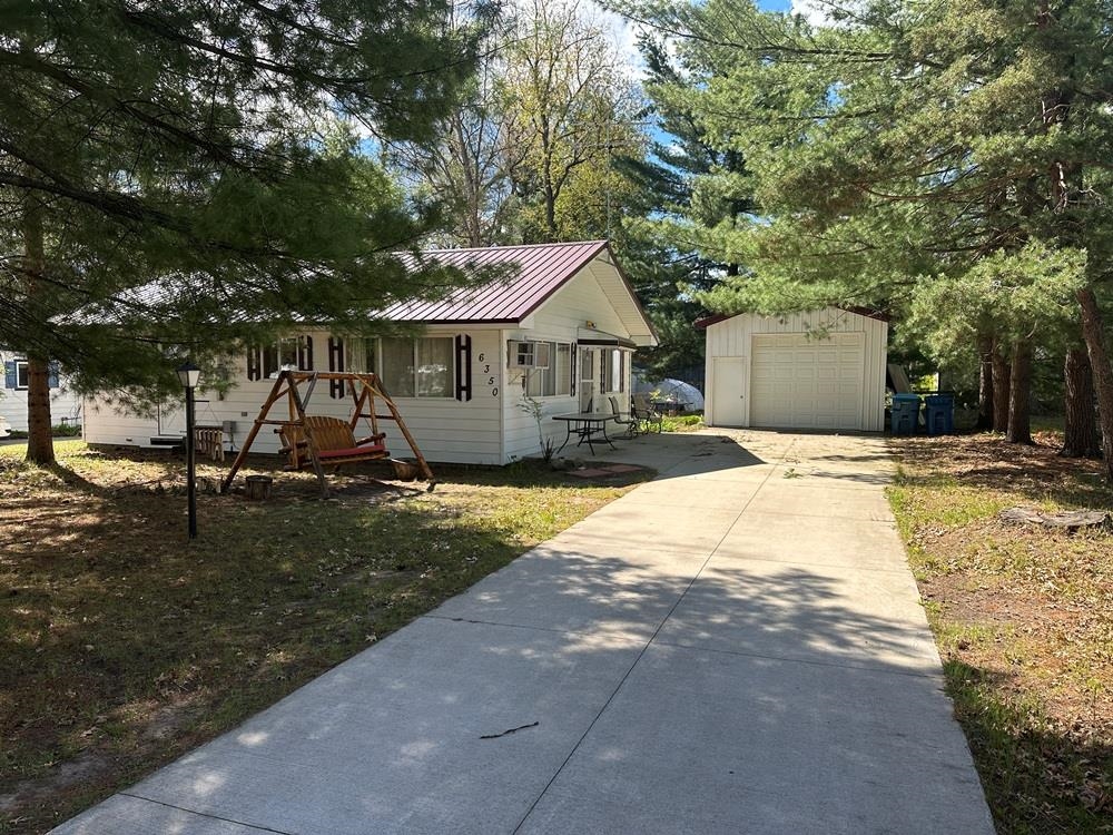 6350 Robin Drive Harrison, MI 48625 - Photo 1 of 30