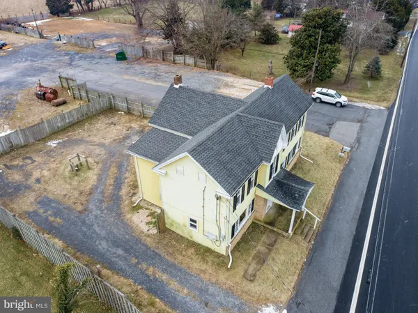 $1,600 | 3868 Sykesville Road, Unit 2, Finksburg, MD 21048