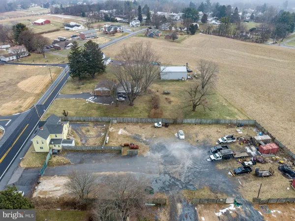 $1,600 | 3868 Sykesville Road, Unit 2, Finksburg, MD 21048