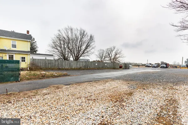 $1,600 | 3868 Sykesville Road, Unit 2, Finksburg, MD 21048