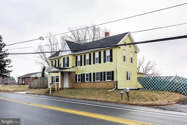 $1,600 | 3868 Sykesville Road, Unit 2, Finksburg, MD 21048