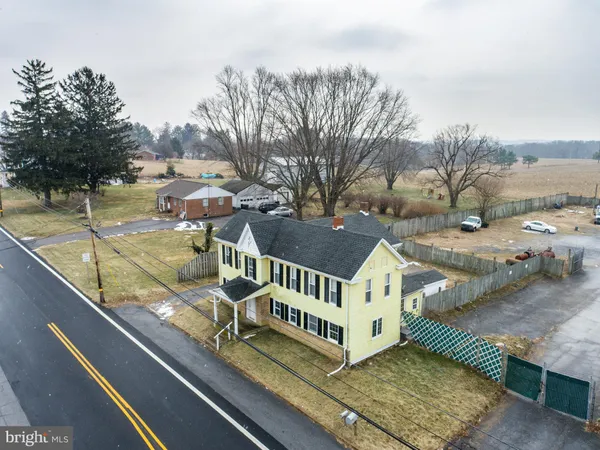 $1,600 | 3868 Sykesville Road, Unit 2, Finksburg, MD 21048