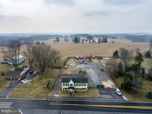 $1,600 | 3868 Sykesville Road, Unit 2, Finksburg, MD 21048