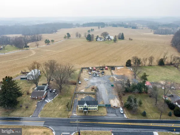 $1,600 | 3868 Sykesville Road, Unit 2, Finksburg, MD 21048