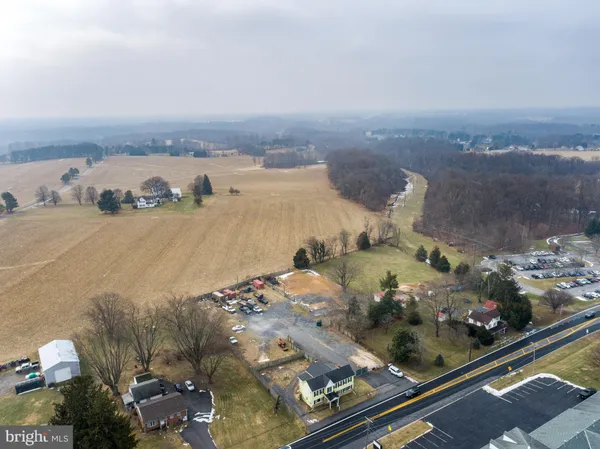 $1,600 | 3868 Sykesville Road, Unit 2, Finksburg, MD 21048