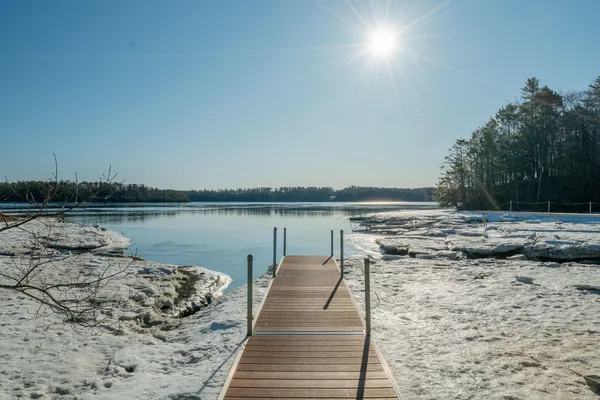 $1,295,000 | 29 South Freeport Road, Freeport, ME 04032