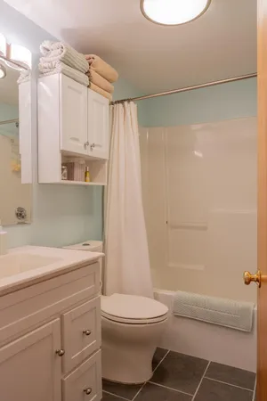 $1,295,000 | 29 South Freeport Road, Freeport, ME 04032