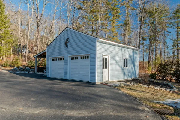 $1,295,000 | 29 South Freeport Road, Freeport, ME 04032