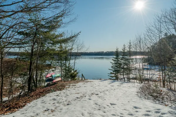 $1,295,000 | 29 South Freeport Road, Freeport, ME 04032
