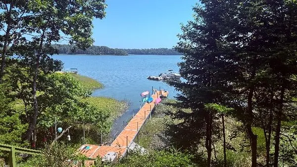 $1,295,000 | 29 South Freeport Road, Freeport, ME 04032