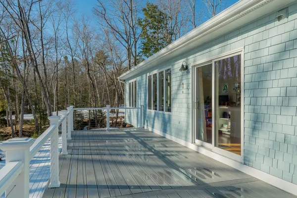 $1,295,000 | 29 South Freeport Road, Freeport, ME 04032