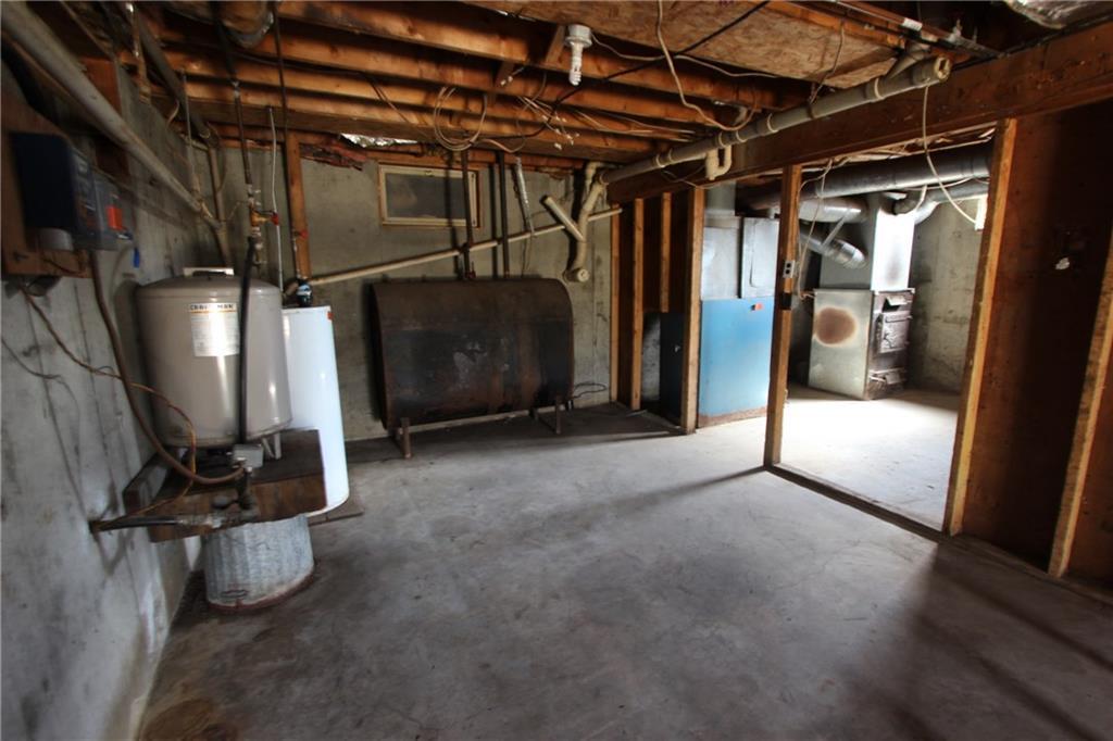 584 River Road Avon, ME 04966 - Photo 5 of 17 Photo