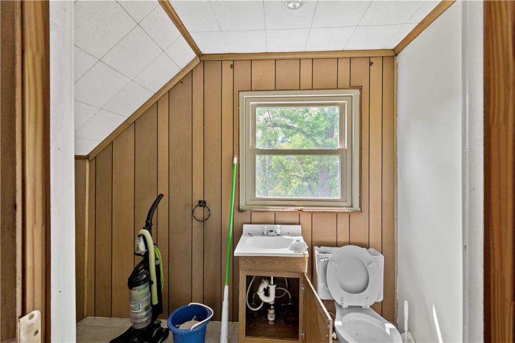 269 Brownstown Road Irwin, PA 15642 - Photo 14 of 24 Gallery Image 14