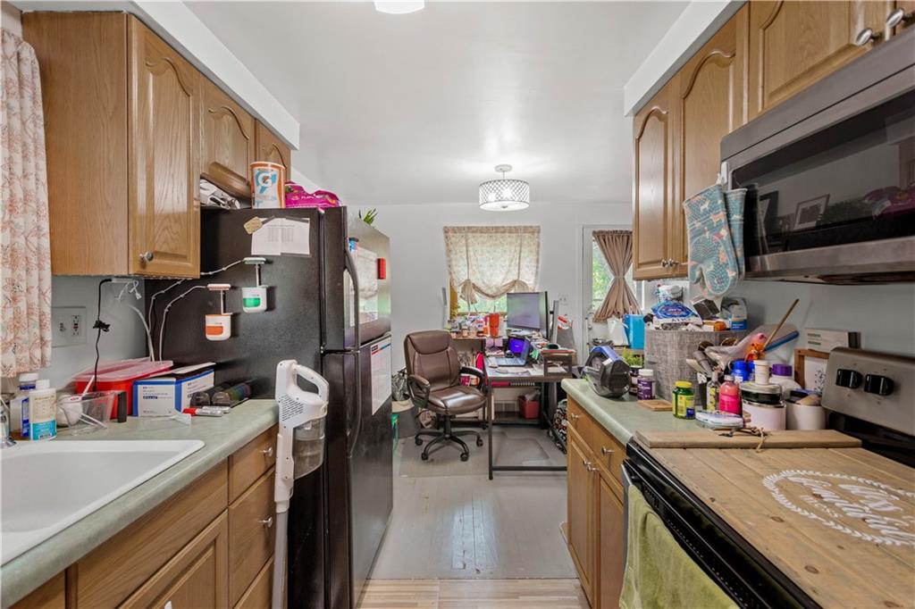 269 Brownstown Road Irwin, PA 15642 - Photo 3 of 24 Gallery Image 3