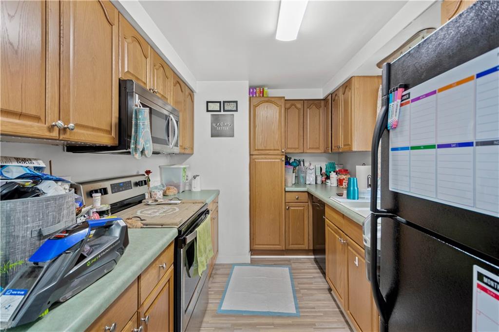 269 Brownstown Road Irwin, PA 15642 - Photo 4 of 24 Gallery Image 4