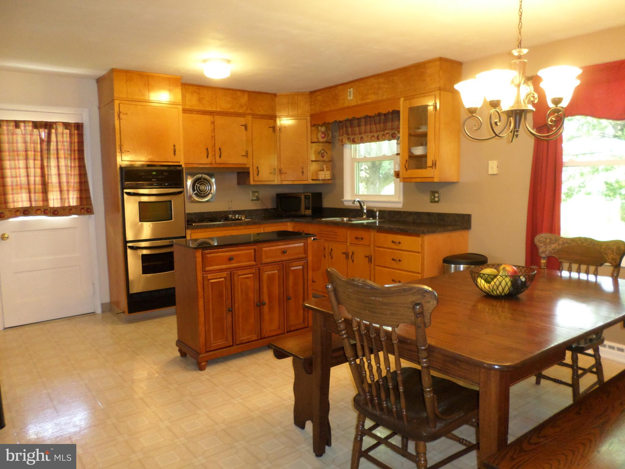 1721 Hancock Boulevard Reading, PA 19607 - Photo 12 of 28 Gallery Image 12