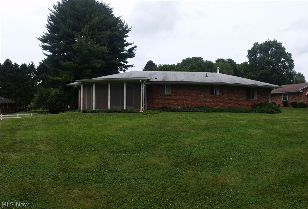 110 Robson Road Marietta, OH 45750 - Photo 13 of 15 Back of house