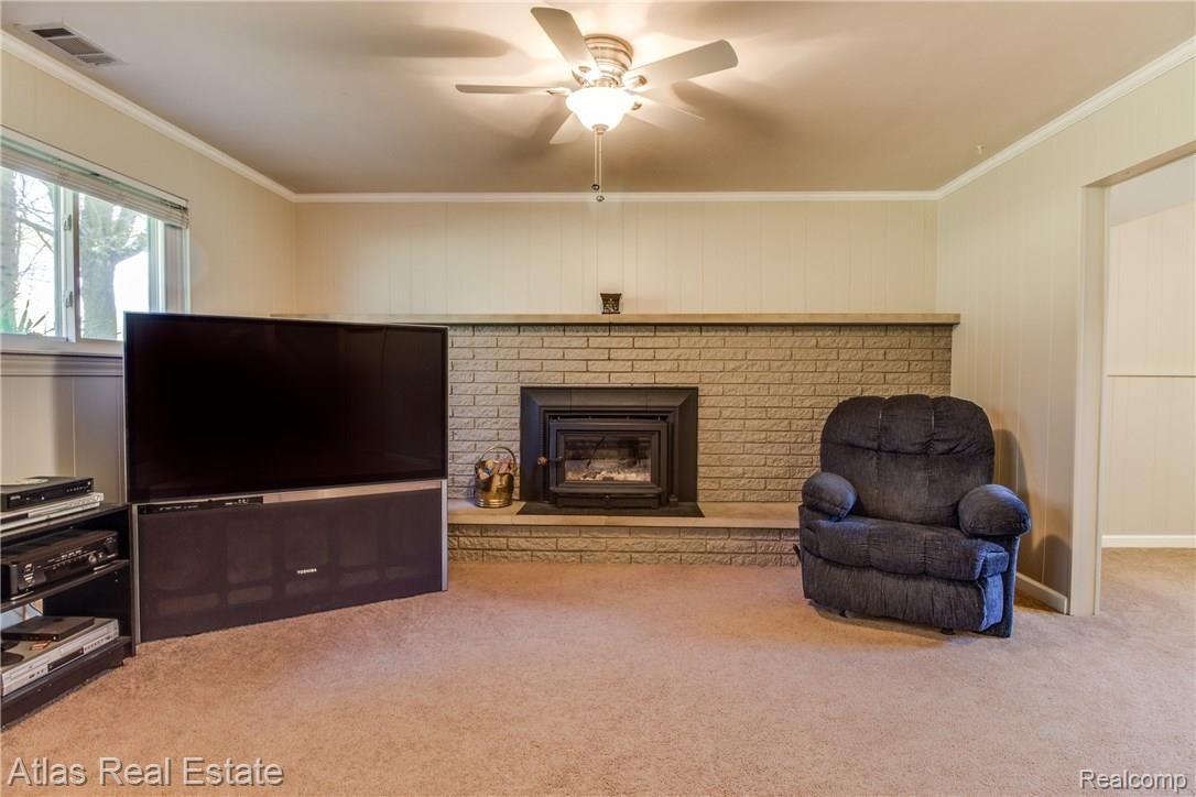 9740 Oakhill Road Holly, MI 48442 - Photo 26 of 52 19.jpg