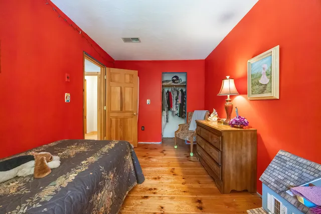 $330,000 | 823 Country Land Drive, Haverhill, NH 03774