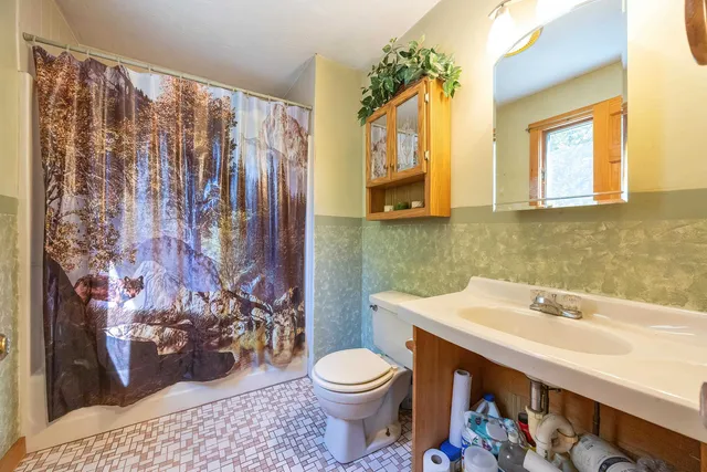 $330,000 | 823 Country Land Drive, Haverhill, NH 03774