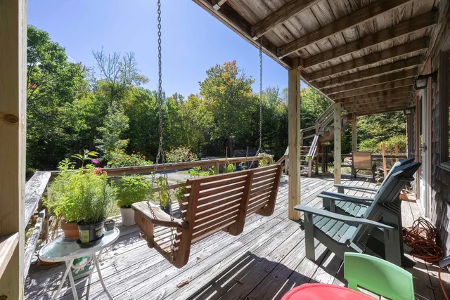 $330,000 | 823 Country Land Drive, Haverhill, NH 03774