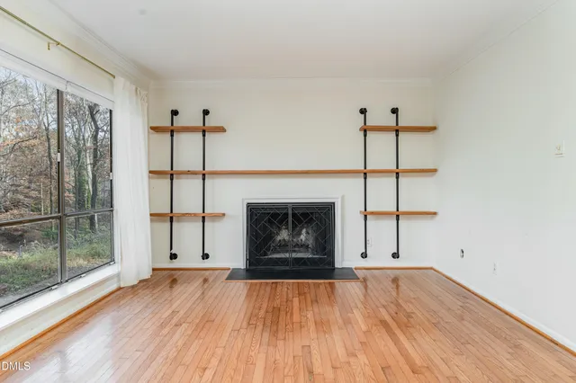 a picture of a bench in a white building