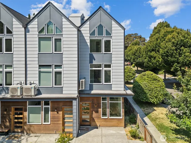 $595,000 | 1058 South Cloverdale Street, Unit C, Seattle, WA 98108