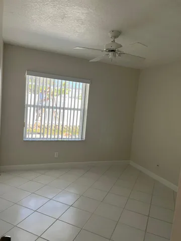 $3,300 | 1275 East Lancewood Place, Delray Beach, FL 33445